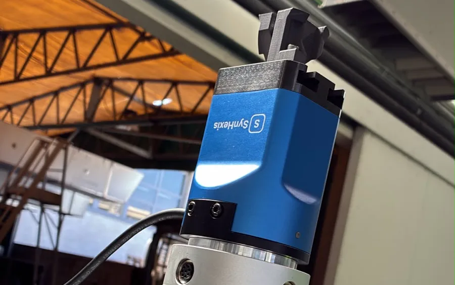 SynHexis gripper on a cobot